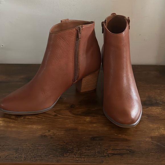 G.H. Bass & Co. Shoes - G.H Bass & Co. Leather Heeled Ankle Boots